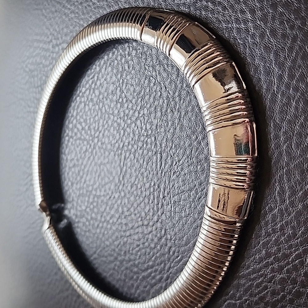 VTG Monet necklace